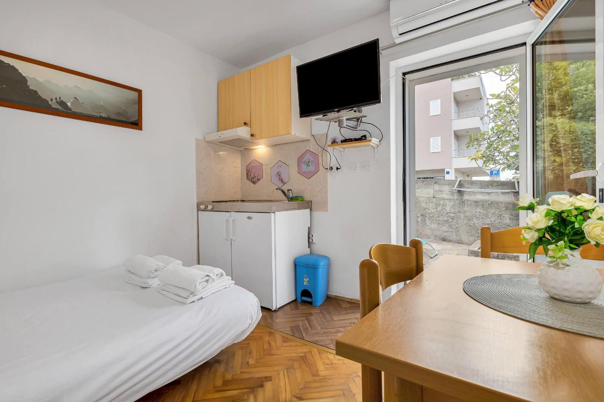 Studios Jakov มาคาร์สกา ภายนอก รูปภาพ