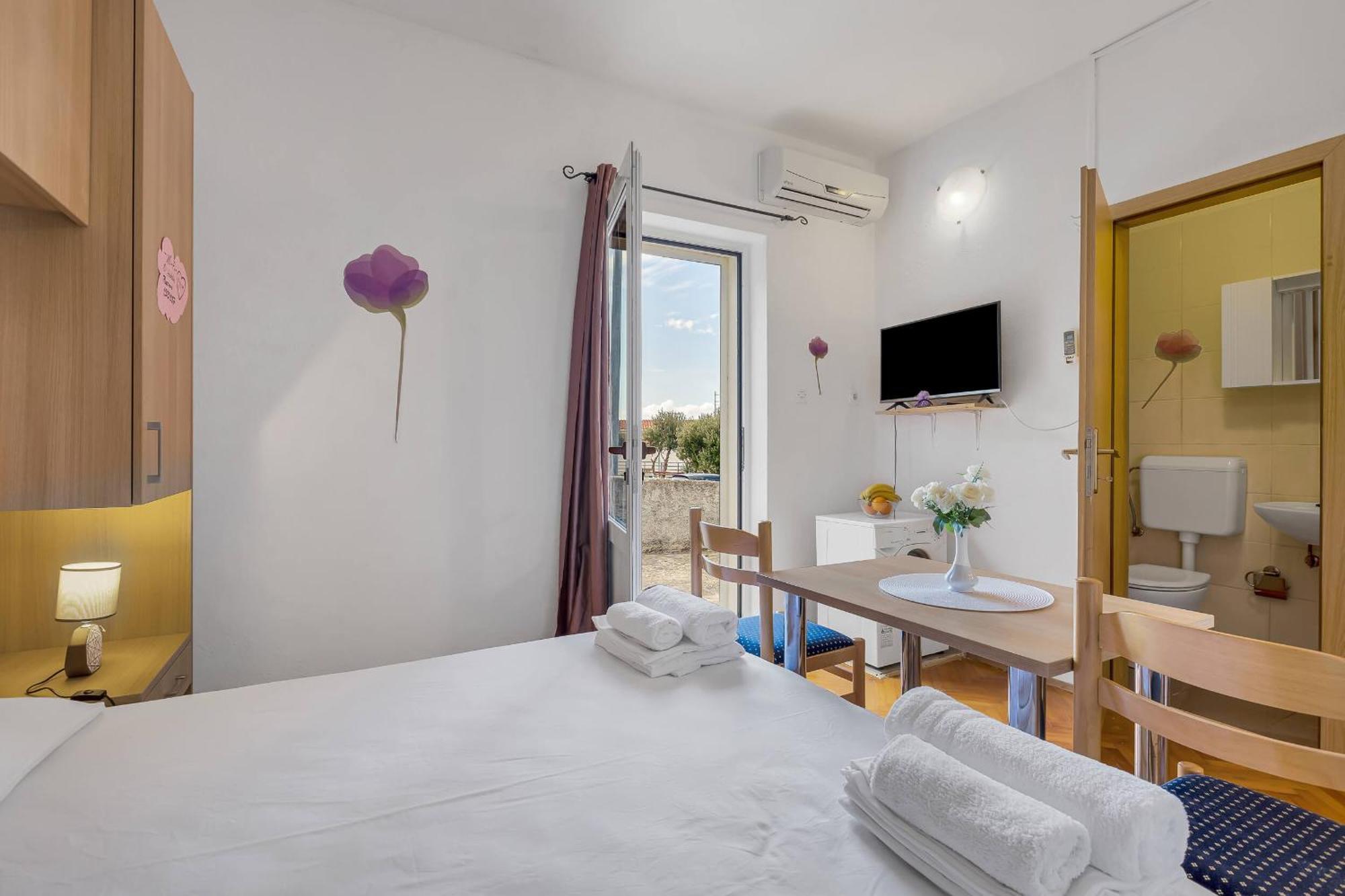 Studios Jakov มาคาร์สกา ภายนอก รูปภาพ