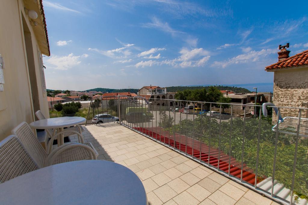 Studios Jakov มาคาร์สกา ภายนอก รูปภาพ